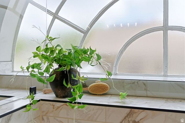 186 M ST, Salt Lake City, UT 84103