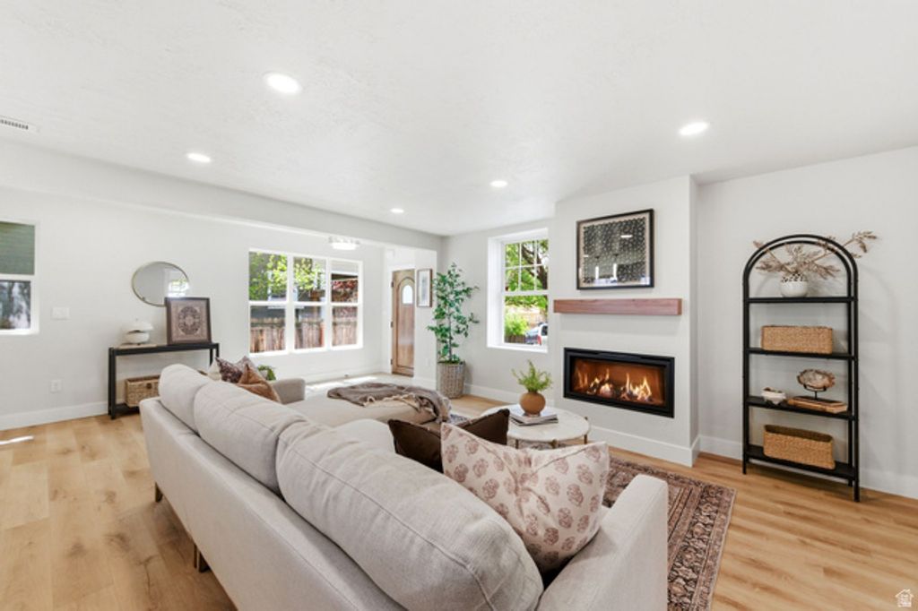 186 M ST, Salt Lake City, UT 84103