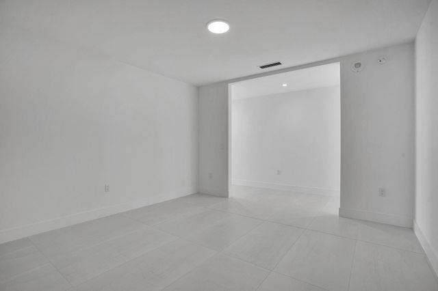 151 N Seabreeze Blv E-2501, Fort Lauderdale, FL 33304