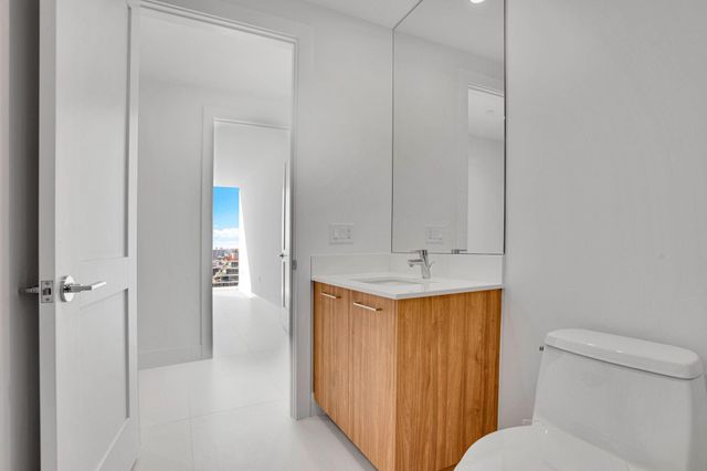 151 N Seabreeze Blv E-2501, Fort Lauderdale, FL 33304