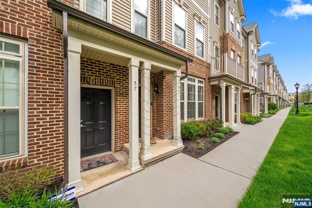 57 Leahy Drive, Wood Ridge, NJ 07075