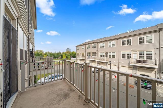 57 Leahy Drive, Wood Ridge, NJ 07075