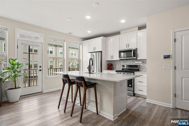 57 Leahy Drive, Wood Ridge, NJ 07075