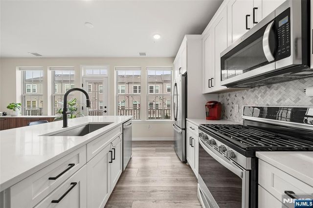 57 Leahy Drive, Wood Ridge, NJ 07075