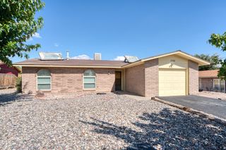 1725 Geraldine Place SE, Rio Rancho, NM 87124