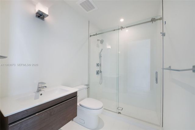 515 Valencia Ave 703, Coral Gables, FL 33134