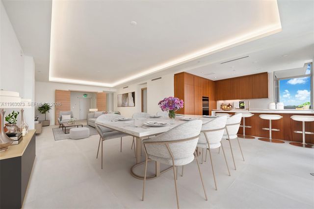 515 Valencia Ave 703, Coral Gables, FL 33134