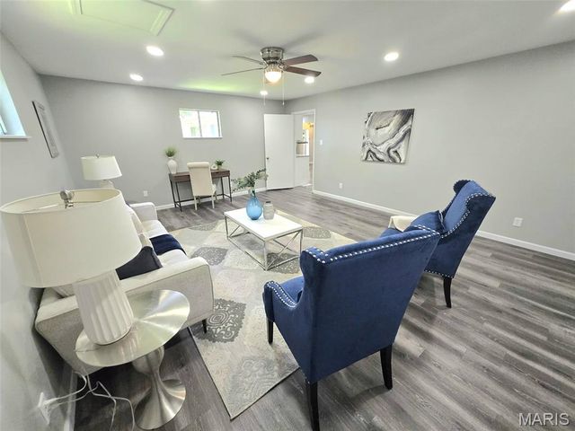 175 Francisca Drive, Florissant, MO 63031