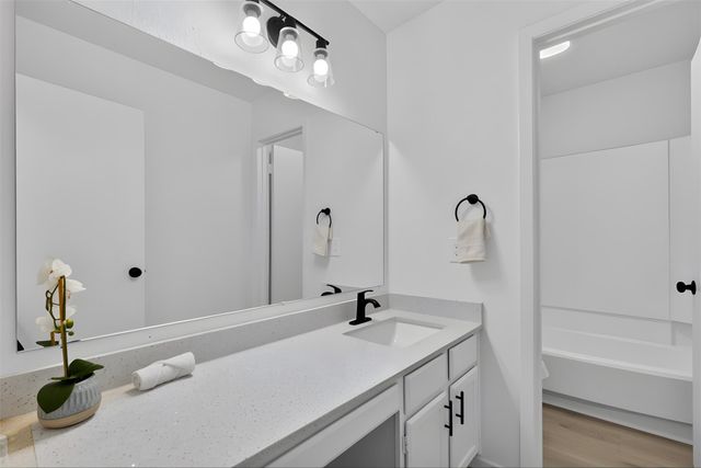 923 E 41st ST 210, Austin, TX 78751