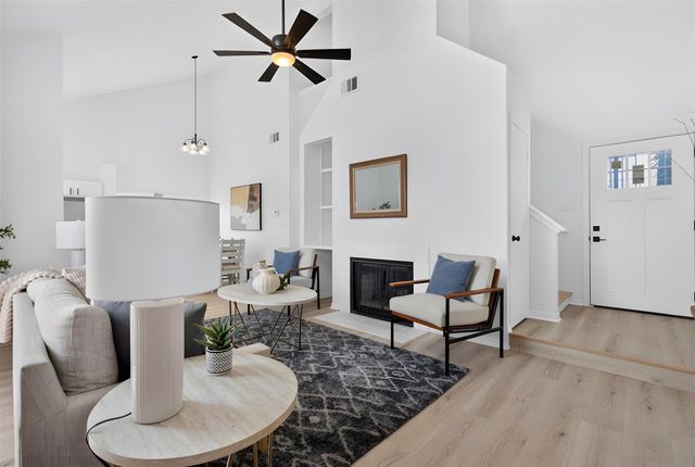 923 E 41st ST 210, Austin, TX 78751
