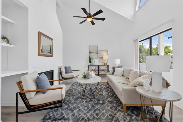 923 E 41st ST 210, Austin, TX 78751