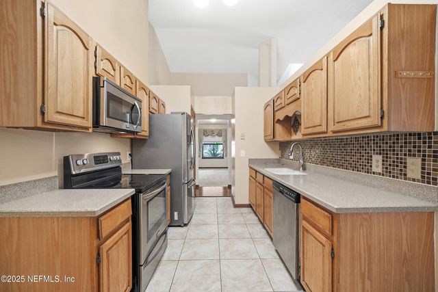 8548 CROSS TIMBERS Drive W, Jacksonville, FL 32244