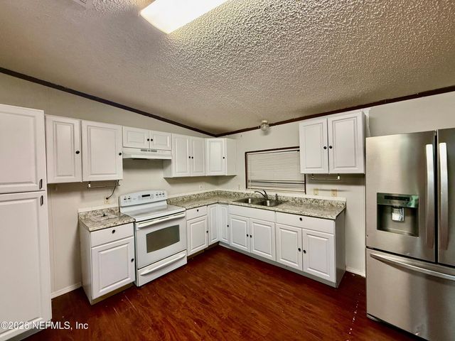 2262 CHAFFEE Road S, Jacksonville, FL 32221