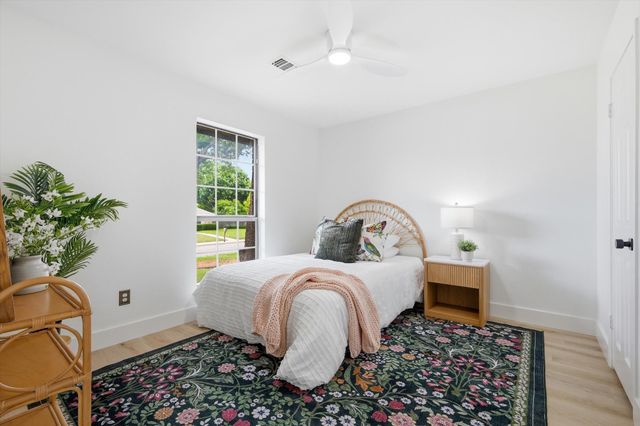 435 Northwood Trail, Cedar Hill, TX 75104
