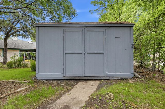 435 Northwood Trail, Cedar Hill, TX 75104