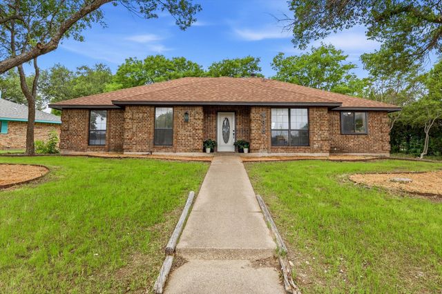 435 Northwood Trail, Cedar Hill, TX 75104