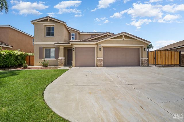 6107 Shasta Daisy Way, Bakersfield, CA 93311