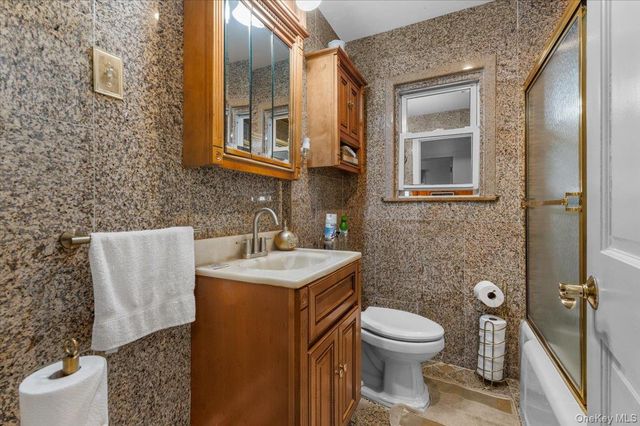 2915 Tulip Avenue, Baldwin, NY 11510