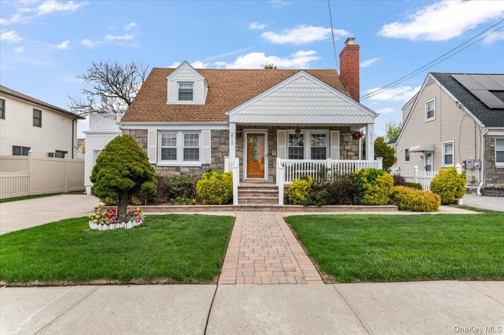 2915 Tulip Avenue, Baldwin, NY 11510