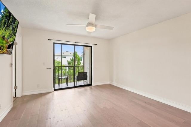 7209 Golf Colony Court, Lake Worth, FL 33467