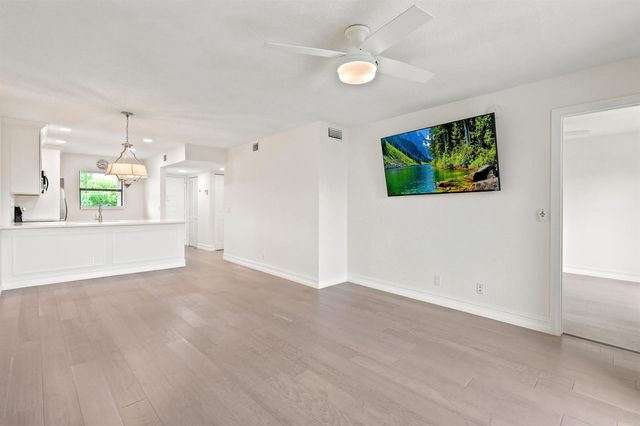 7209 Golf Colony Court, Lake Worth, FL 33467