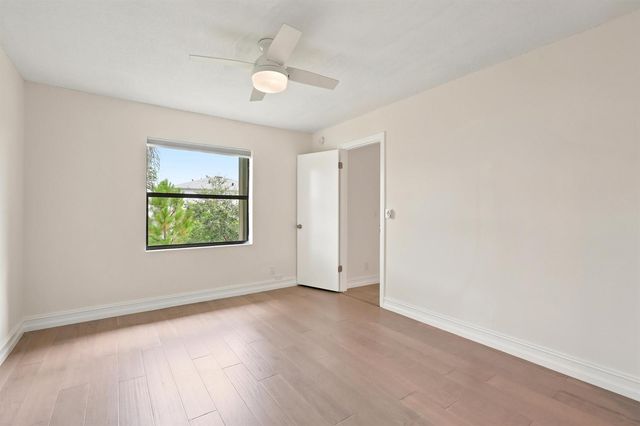 7209 Golf Colony Court, Lake Worth, FL 33467