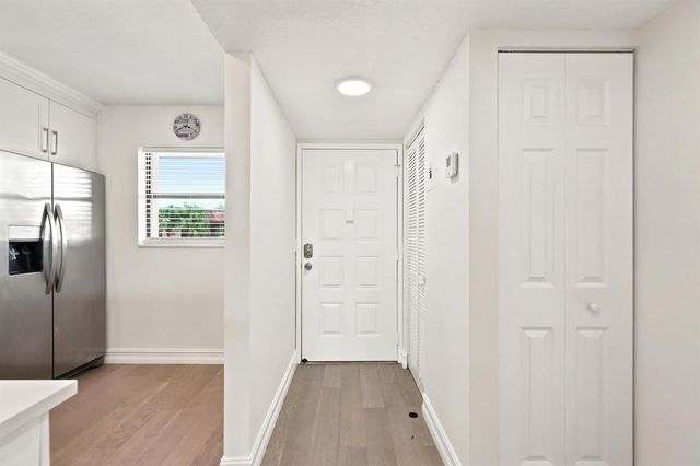 7209 Golf Colony Court, Lake Worth, FL 33467