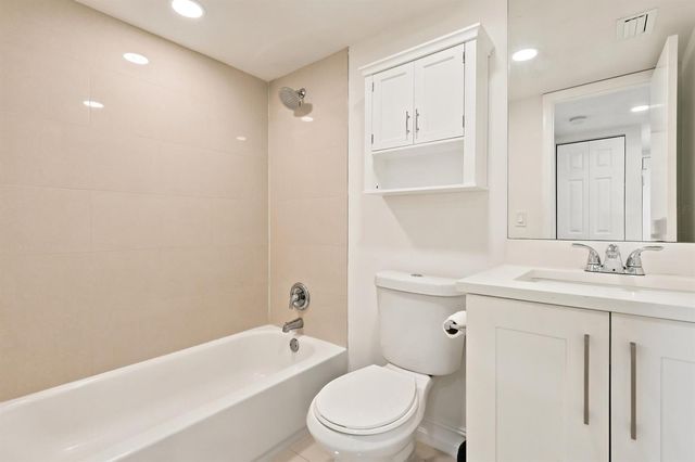 7209 Golf Colony Court, Lake Worth, FL 33467