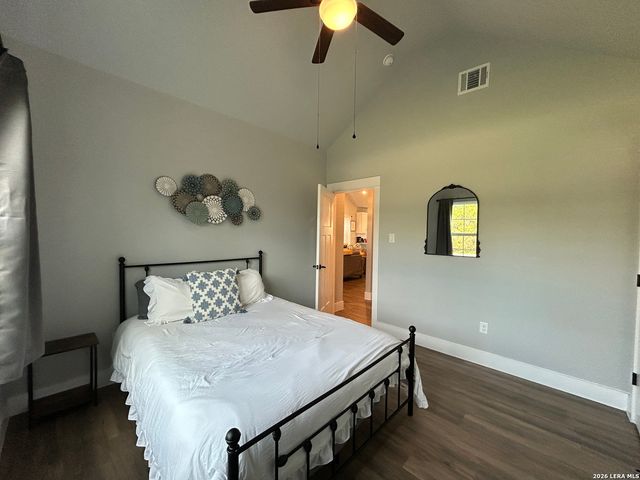 968 Marlys Ave, Canyon Lake, TX 78133