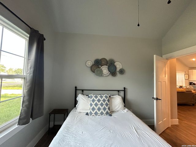 968 Marlys Ave, Canyon Lake, TX 78133
