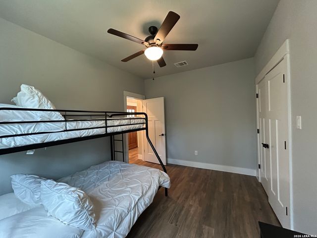 968 Marlys Ave, Canyon Lake, TX 78133