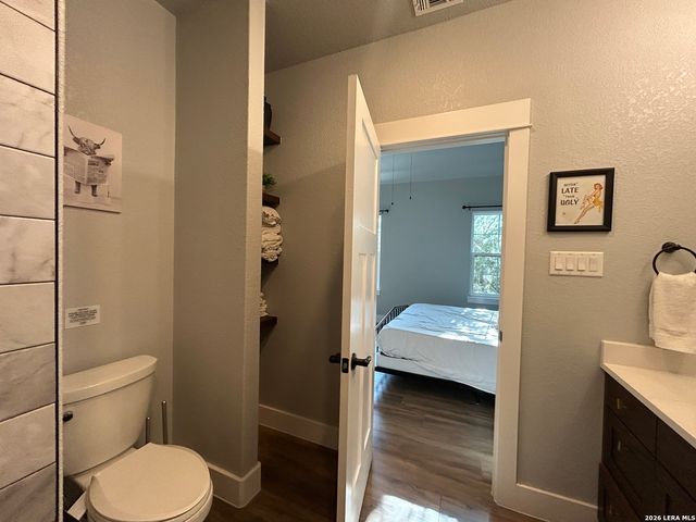 968 Marlys Ave, Canyon Lake, TX 78133