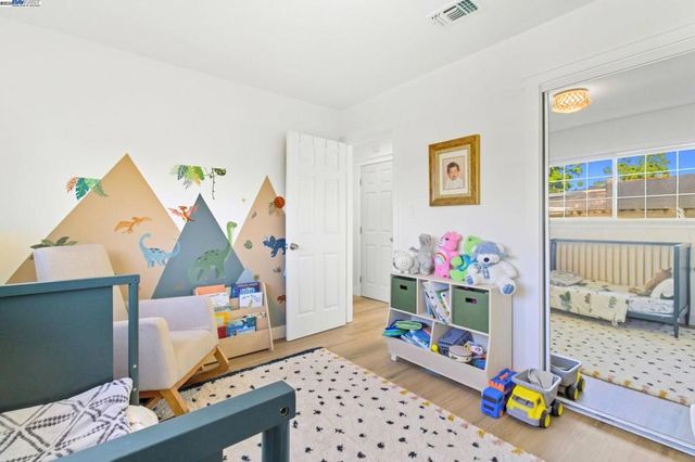 1320 Ventura Ave, Livermore, CA 94551