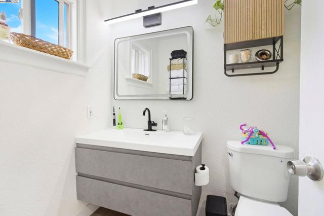 1320 Ventura Ave, Livermore, CA 94551