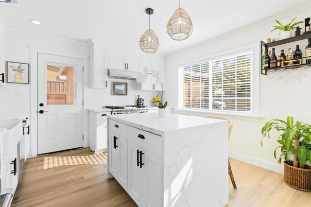 1320 Ventura Ave, Livermore, CA 94551