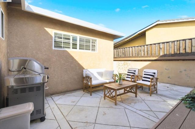 1320 Ventura Ave, Livermore, CA 94551