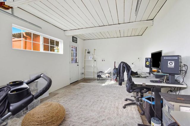 1320 Ventura Ave, Livermore, CA 94551