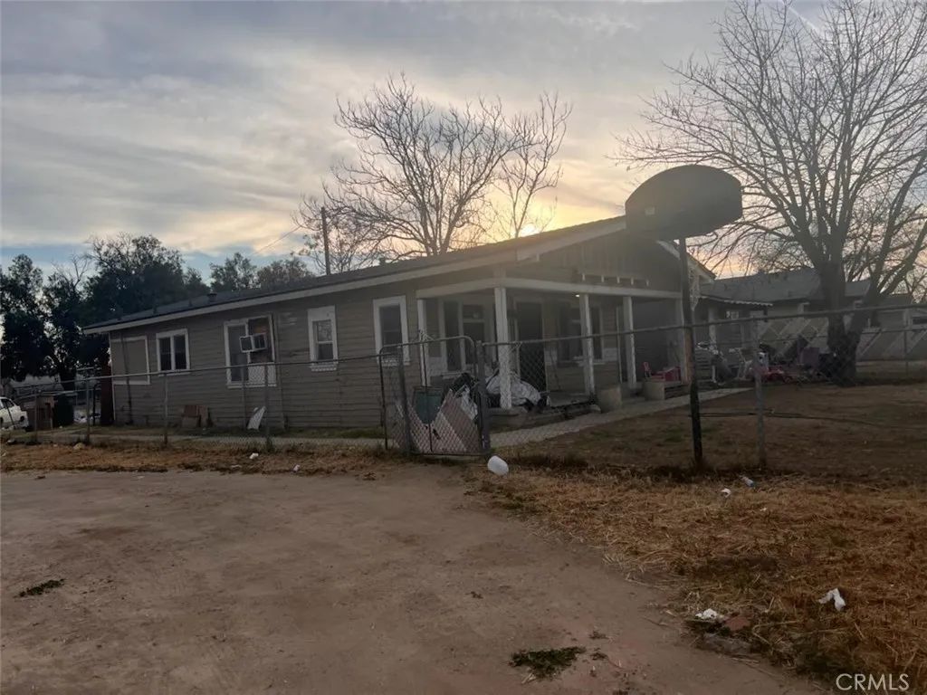 2117 Kentucky Street, Bakersfield, CA 93305