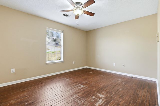 506 Parkway Place Drive, Little Rock, AR 72211