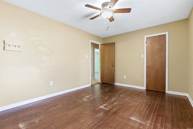 506 Parkway Place Drive, Little Rock, AR 72211