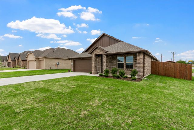 200 PENNINGTON Road, Josephine, TX 75173