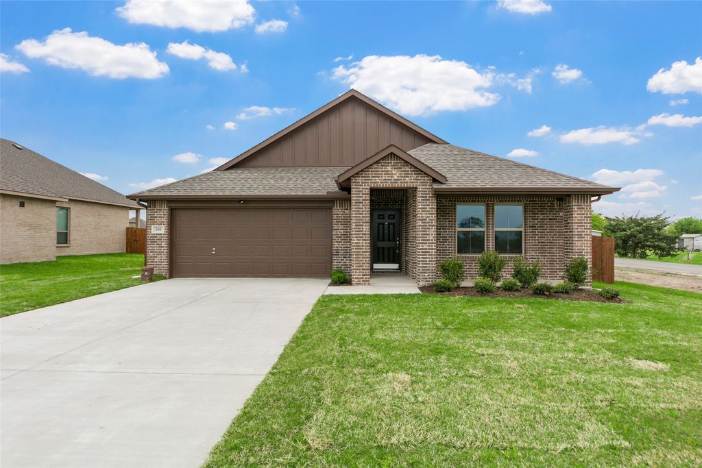 200 PENNINGTON Road, Josephine, TX 75173