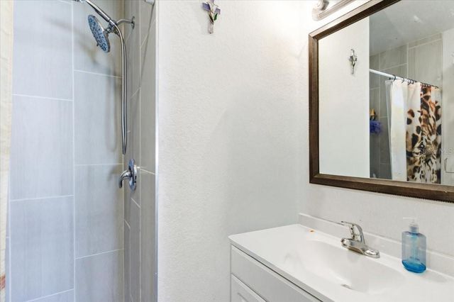 5105 15TH STREET COURT E, Bradenton, FL 34208