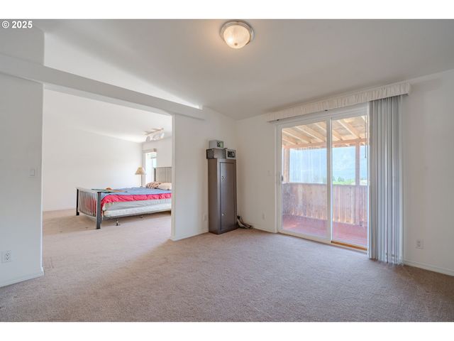 271 OLD AIRPORT Rd, Carson, WA 98610