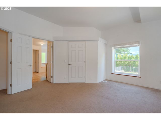 271 OLD AIRPORT Rd, Carson, WA 98610