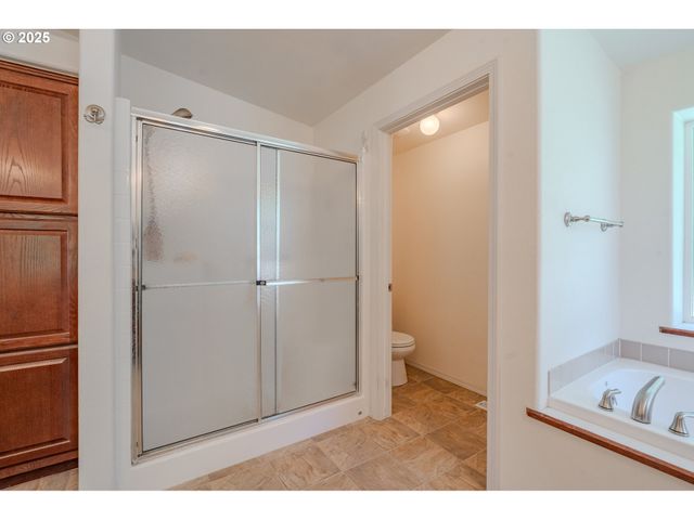 271 OLD AIRPORT Rd, Carson, WA 98610