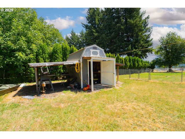 271 OLD AIRPORT Rd, Carson, WA 98610