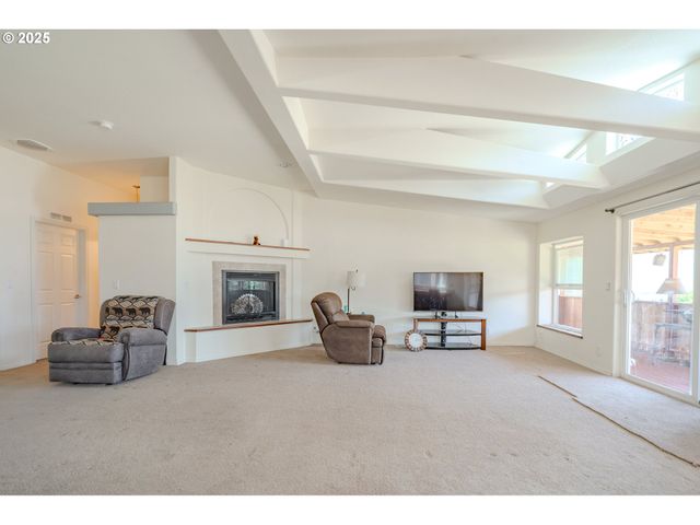 271 OLD AIRPORT Rd, Carson, WA 98610