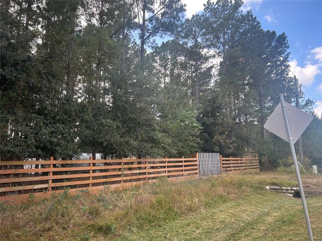 1780 County Rd 3479a, Cleveland, TX 77327