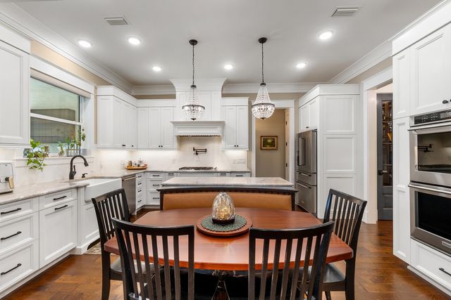 3940 Plantation Cove Court, Milton, FL 32583